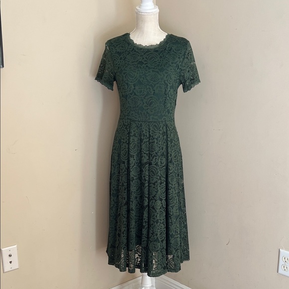 Dress Tells Women’s Green Lace Dress Size: M - Picture 1 of 6